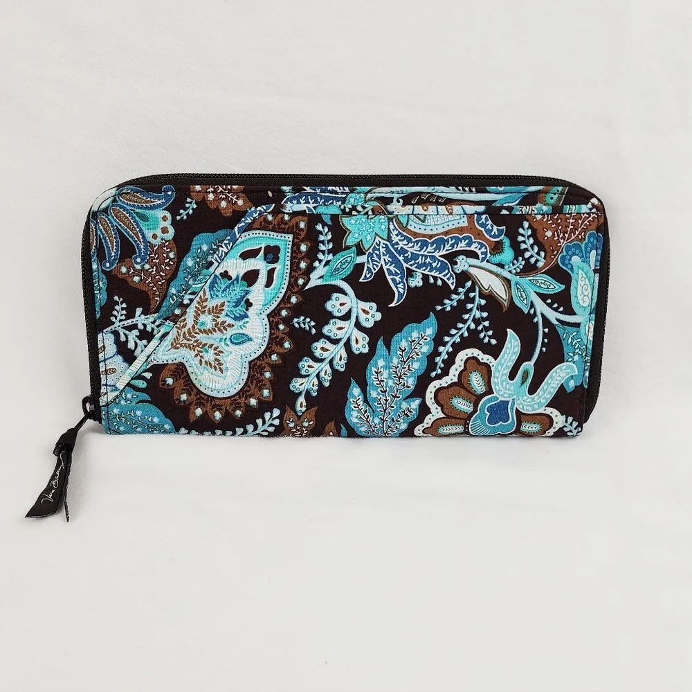 Vera Bradley stylish functional